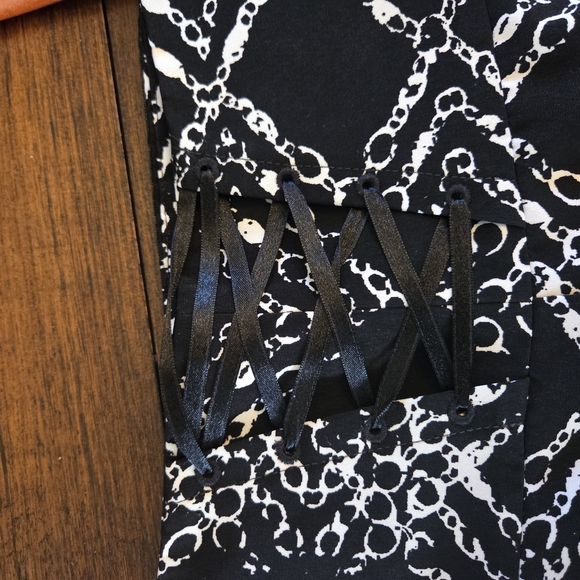 Worthington Black and White Chain Pattern Pencil Skirt Buisness Casual - Picture 7 of 10